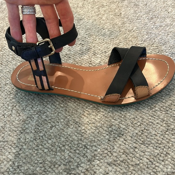 Black sandals - Picture 2 of 2